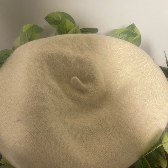 NEW! Beret “Luxury Inspired” - Picture 5 of 8